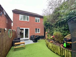 Photo 17- click for photo gallery